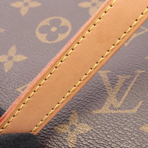 LOUIS VUITTON Brown Monogram Leather Shoulder Bag - Picture 8 of 8